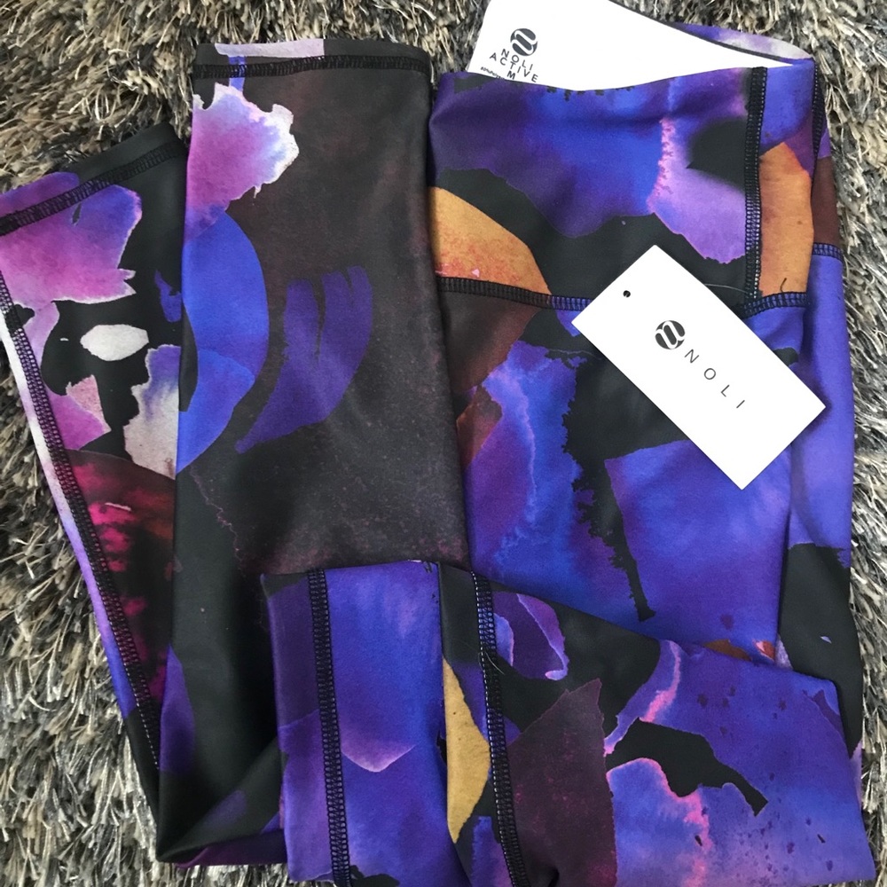 Noli Ankle-Length Yoga Pants